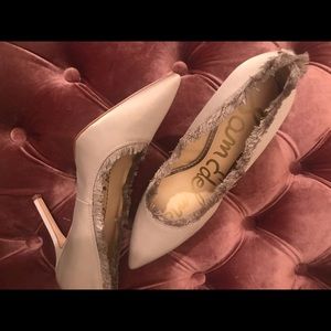 Sam Edelman Halan fringe pumps- Taupe